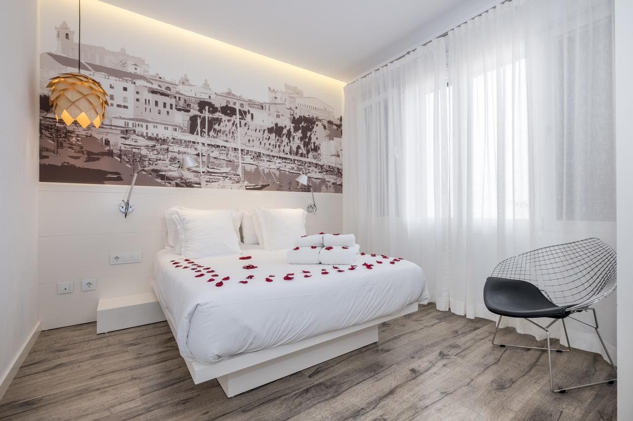 Hotel Abril 37 ثيوداديلا المظهر الخارجي الصورة